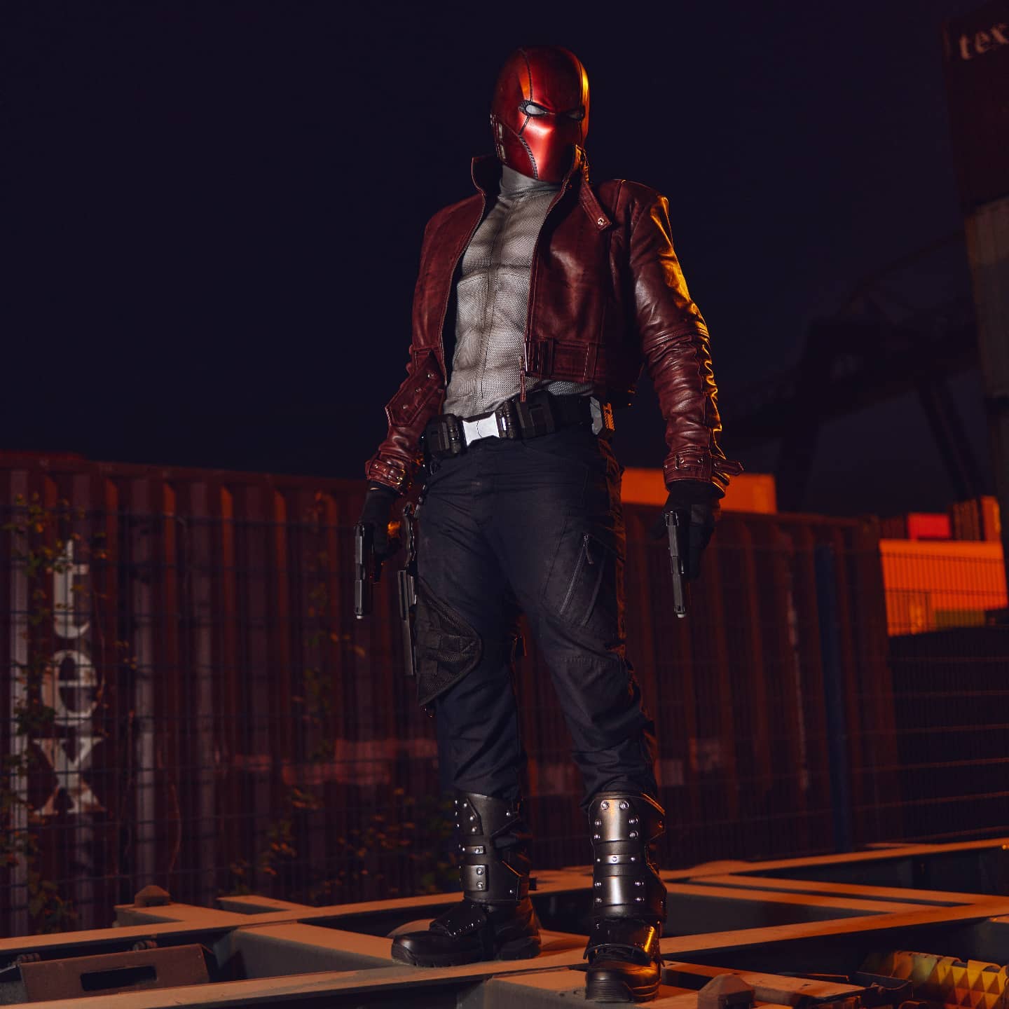 Red Hood (Jason Todd) cosplay photo 1 of 2