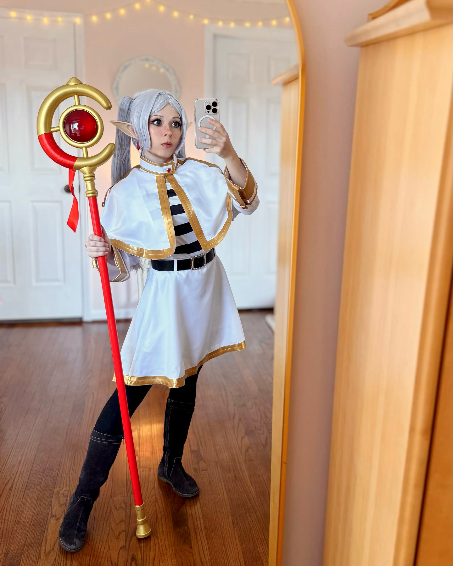 Frieren cosplay photo 1 of 3
