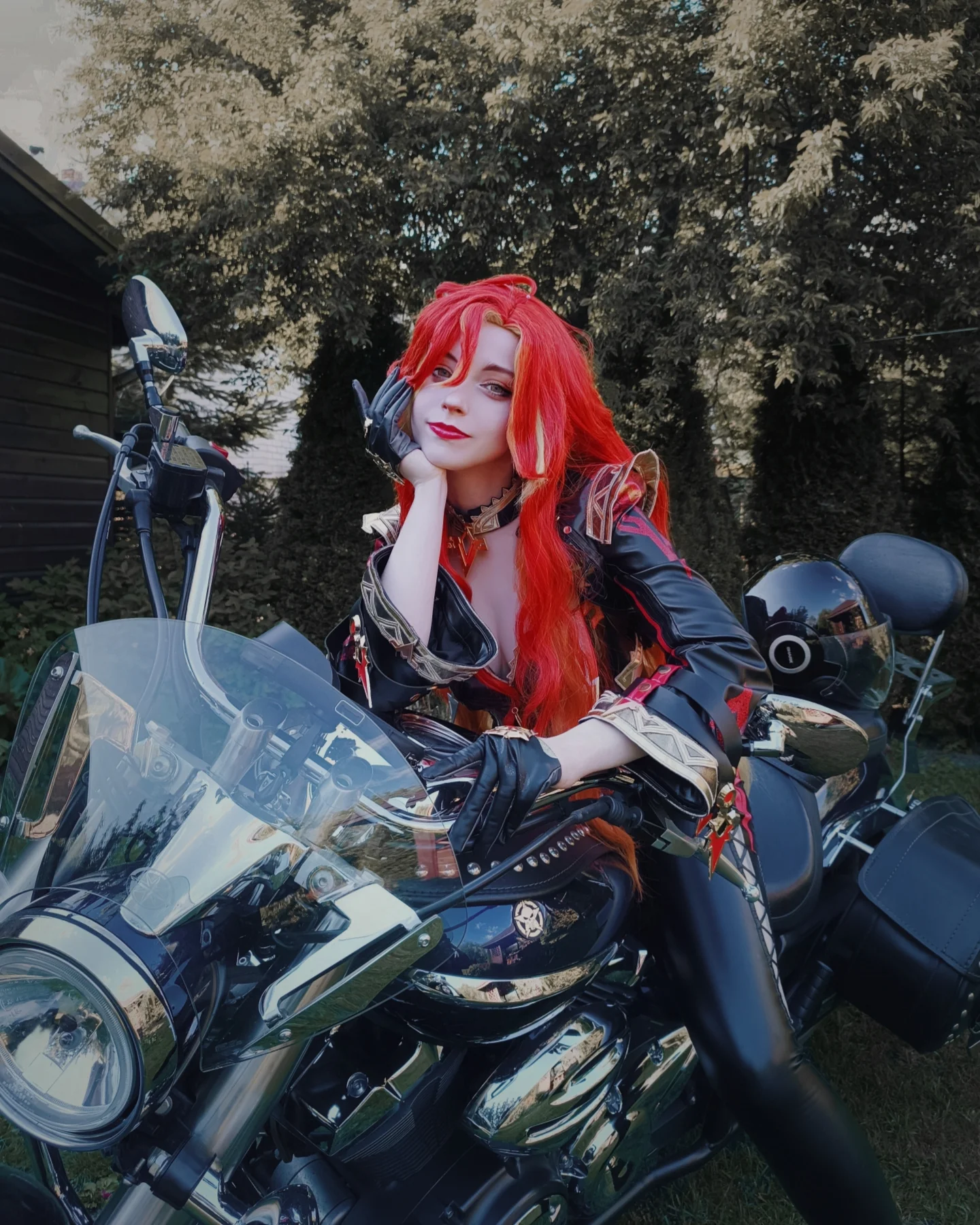 Mavuika cosplay photo 1 of 2