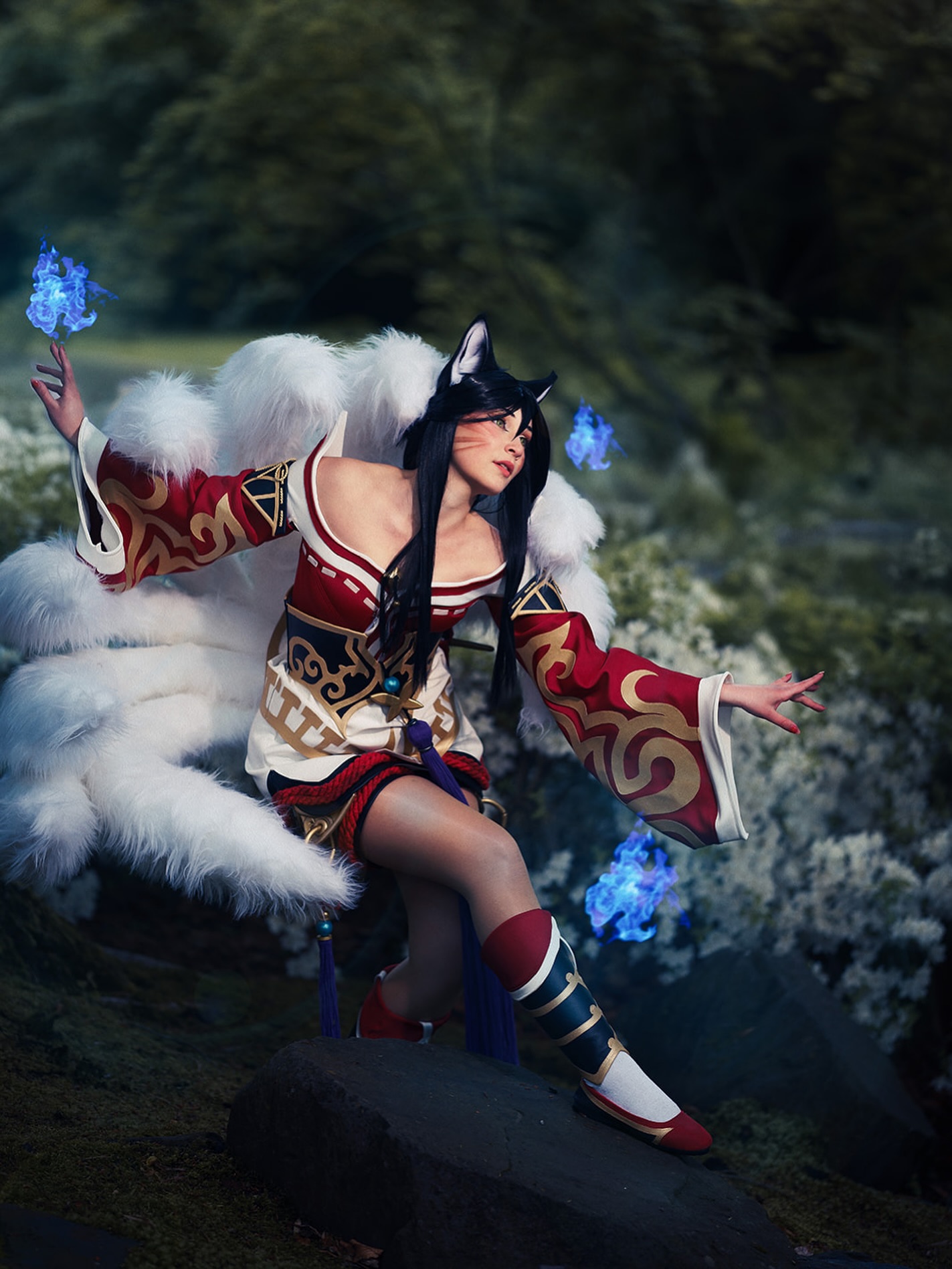 Ahri cosplay photo 1 of 2