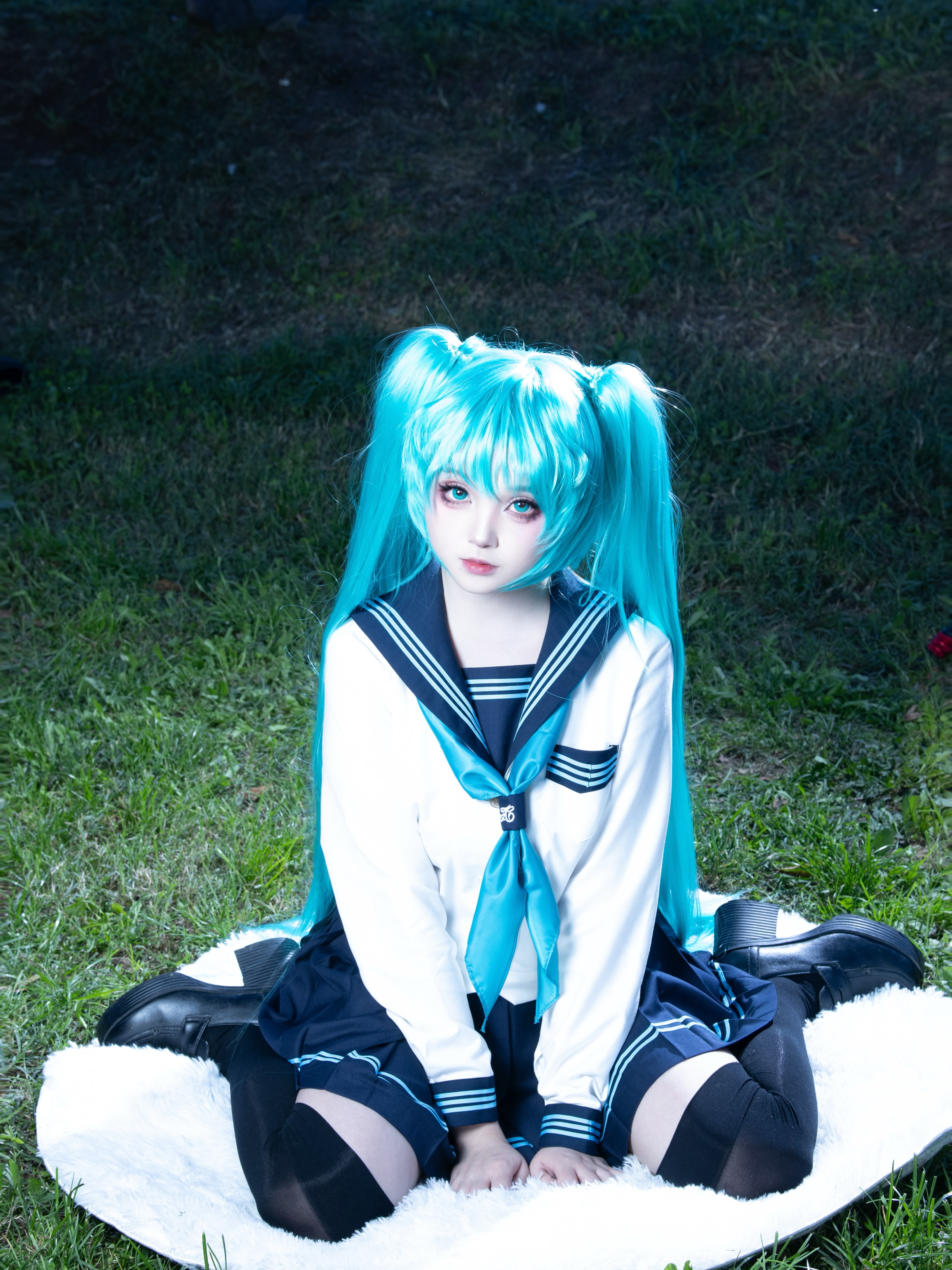 Hatsune Miku (all outfit variants) cosplay by lafrenze_