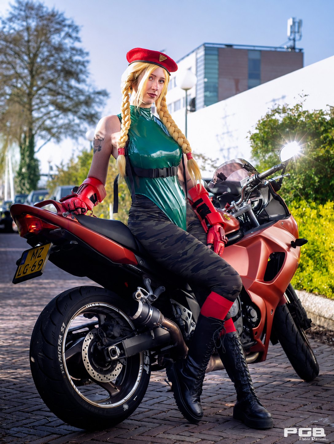 mortal-kombat-street-fighter-cammy cosplay contribution
