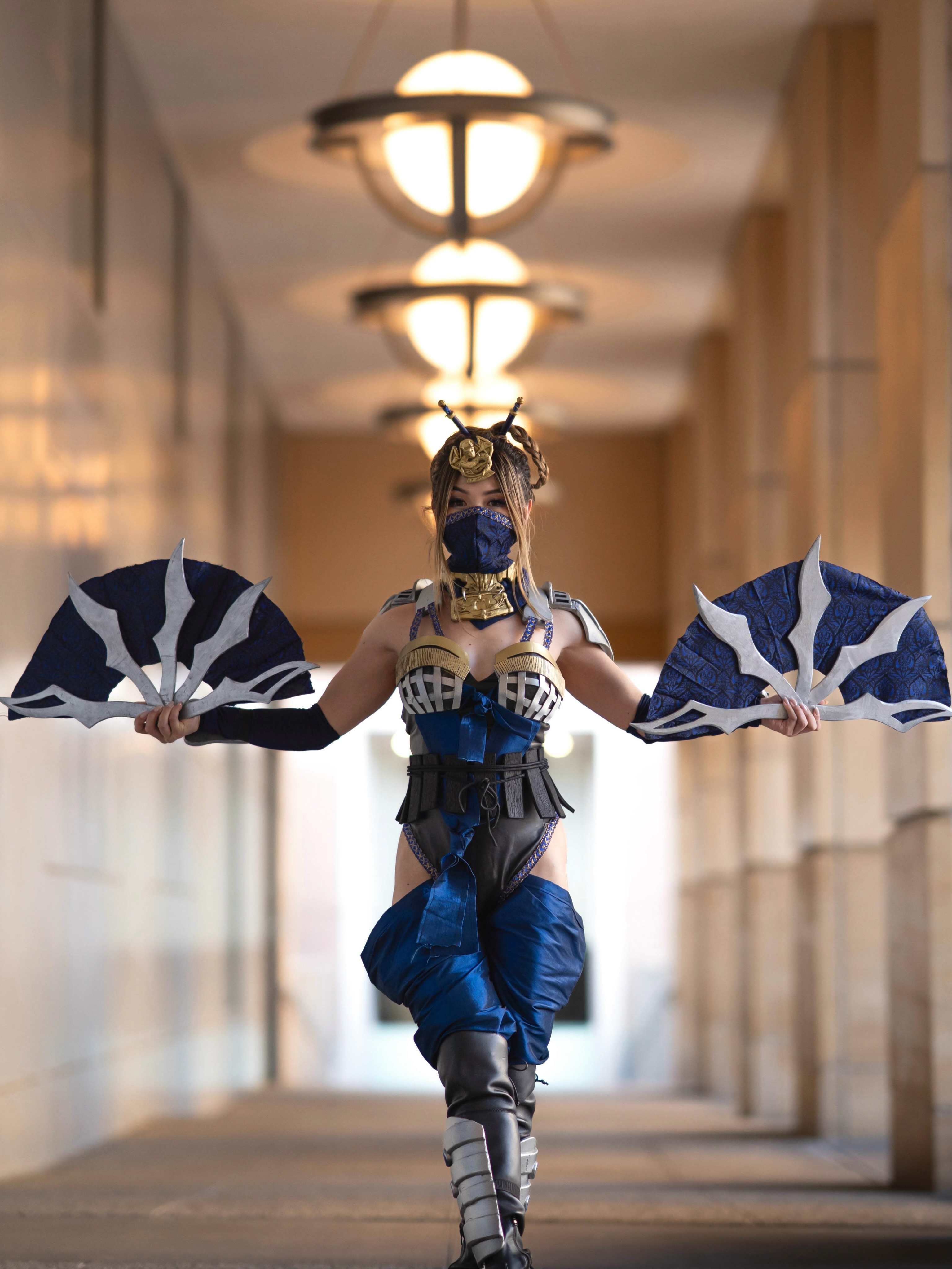 Kitana cosplay photo 1 of 4