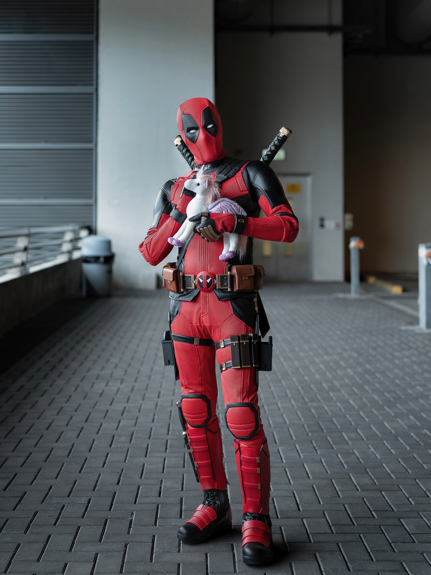 Deadpool cosplay photo 1 of 2