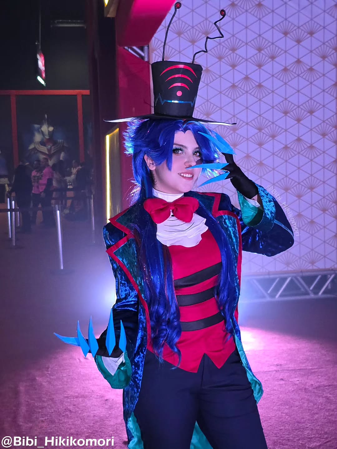 Vox cosplay photo